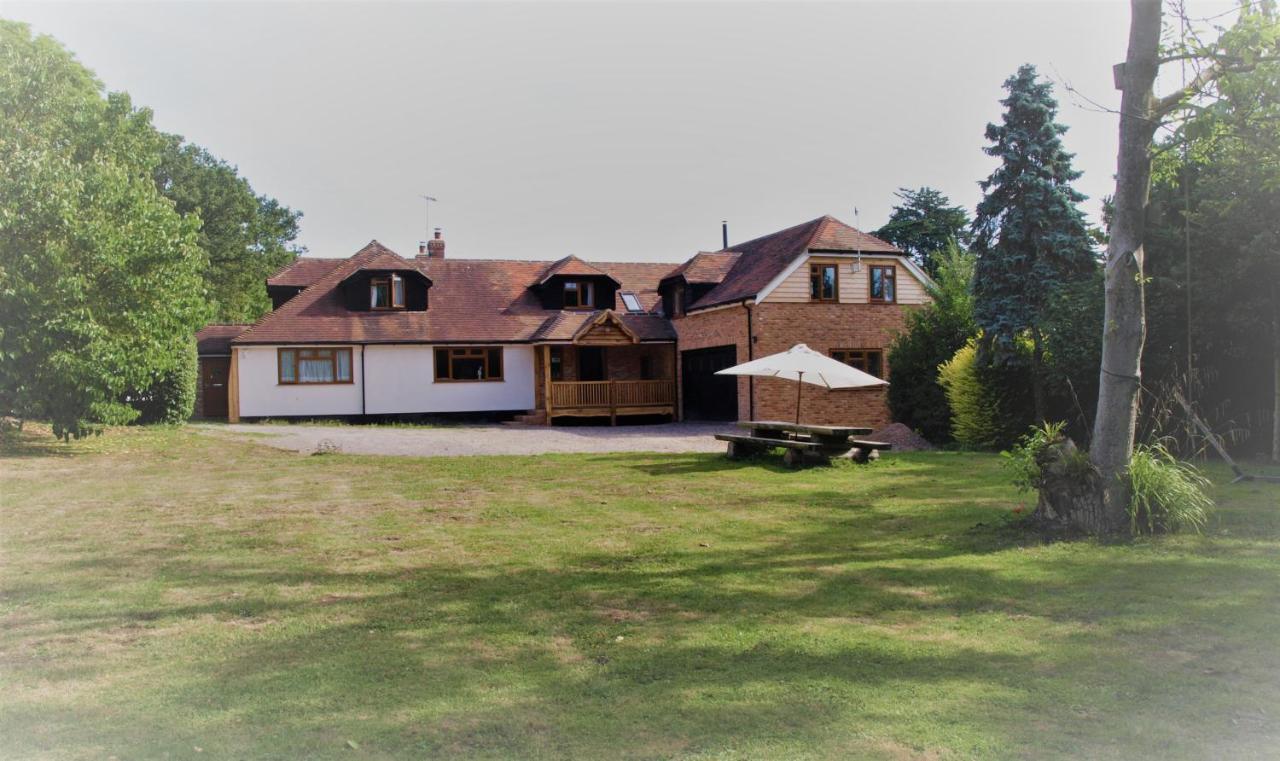 Mulberry Cottage Near Goodwood Chichester Exterior photo